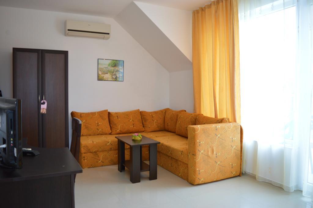 Hotel Paradise Lozenets Buitenkant foto