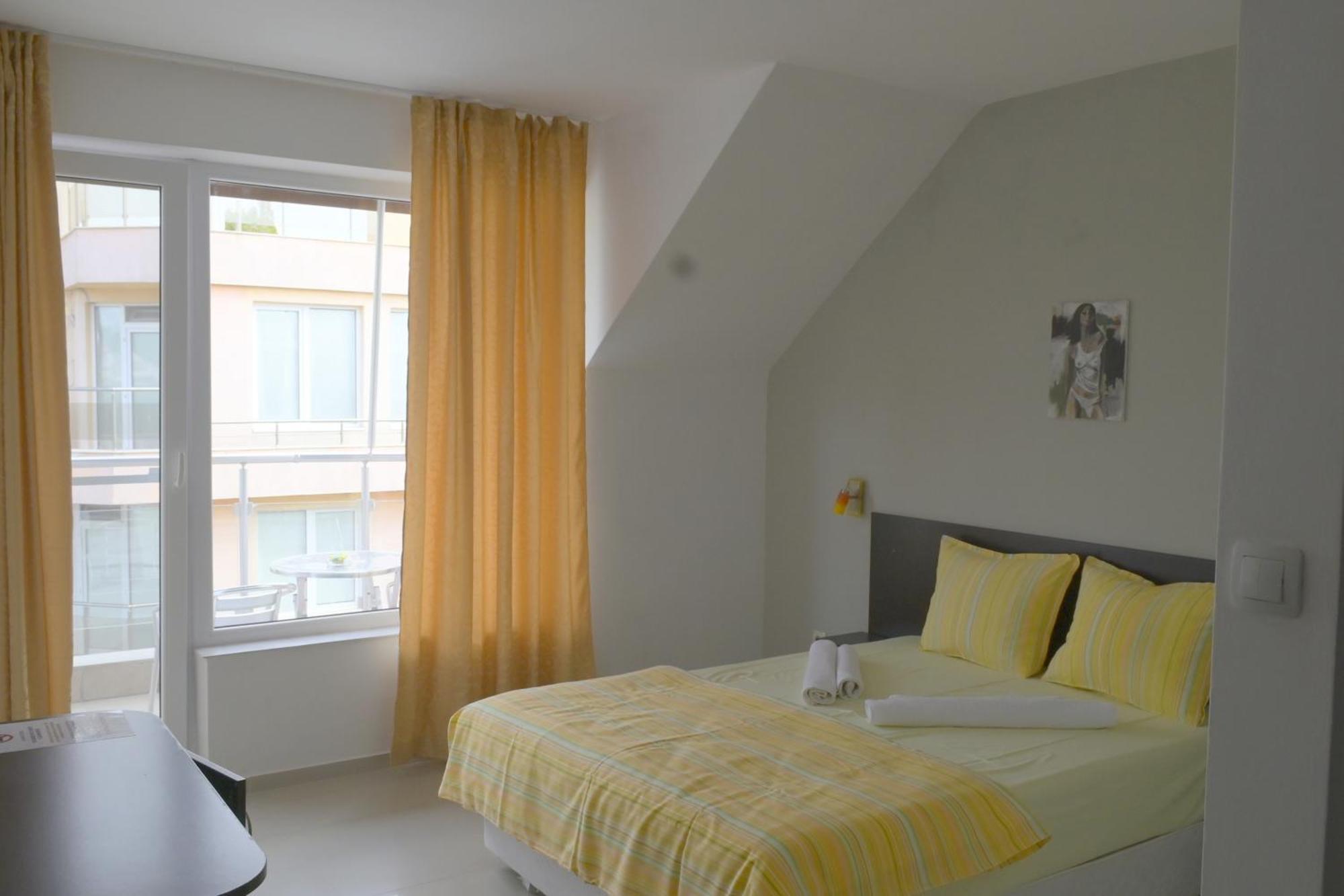 Hotel Paradise Lozenets Buitenkant foto